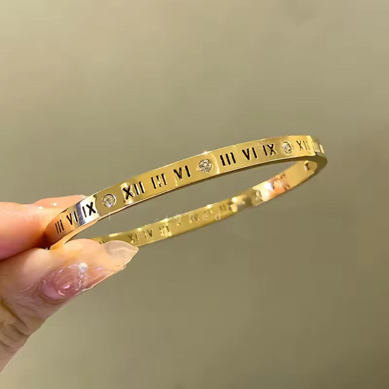 Roman Number HandCuff With Roman Ring