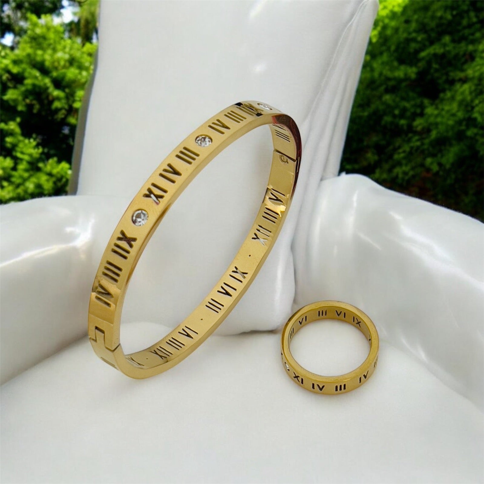 Roman Number HandCuff With Roman Ring