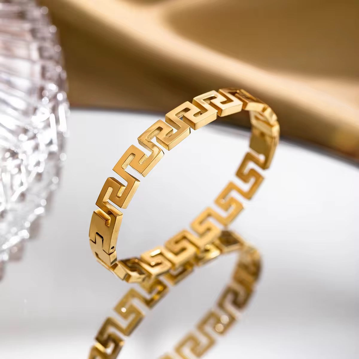 ZigZag HandCUff